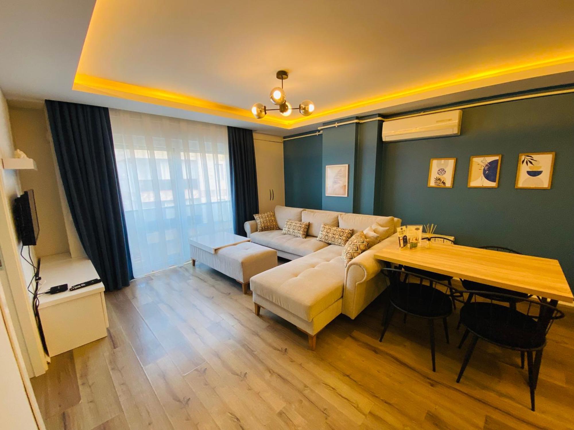 Royal Loft Апарт-отель 4*