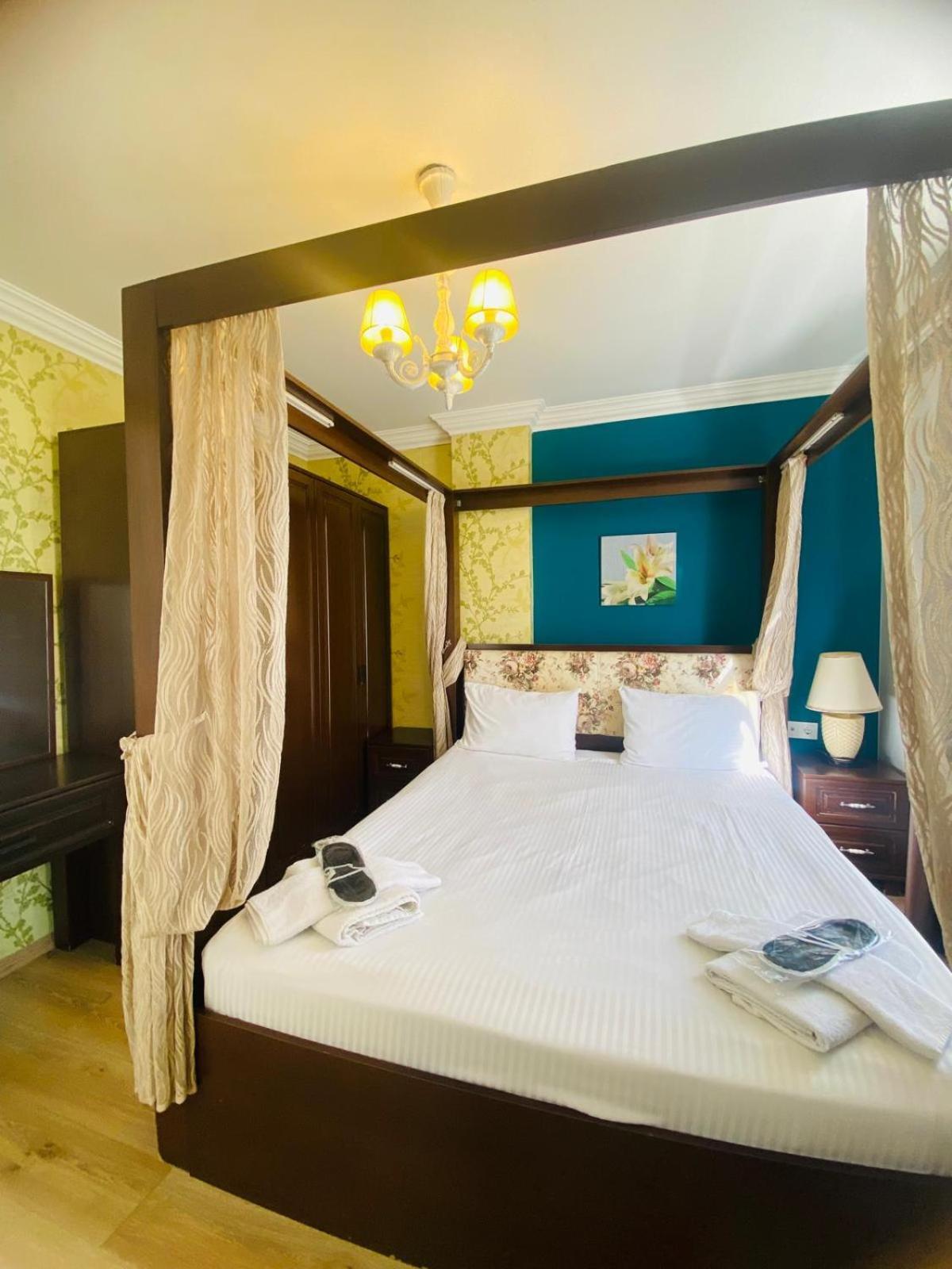 Апарт-отель Royal Loft 4*